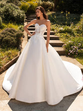 Xmsli | French Satin Tube Top Wedding Dress with Slimming Princess Tutu Skirt, Elegant European and American Bridal Gown with Wedding Veil