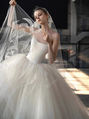 Xmsli | French Palace Satin Tube Top Wedding Dress with Train, Slim Fit Forest Style Bridal Gown for Fantasy Photography