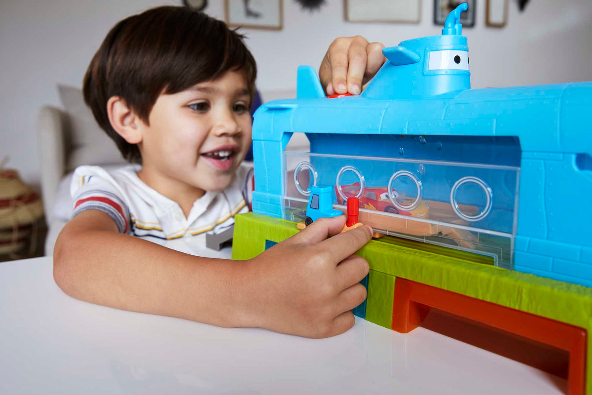 Disney And Pixar Cars Color Change Whale Car Wash Playset